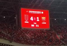 榜首大战，胜！成(chéng)都蓉城(chéng)登顶