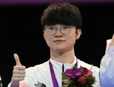 不愧(kuì)是最(zuì)重视电竞的國(guó)家(jiā)，韓(hán)國(guó)高一课本更新，将亚运会LOL写进教材