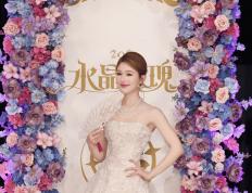 LOL手游老友(yǒu)记：看手游如何把明星变成玩家的峡穀(gǔ)邻居