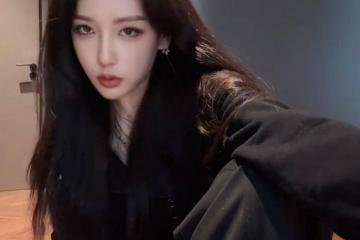 解(jiě)说Rita那(nà)么漂亮(liàng)，为什么没有职业选手和解(jiě)说追求她(tā)？