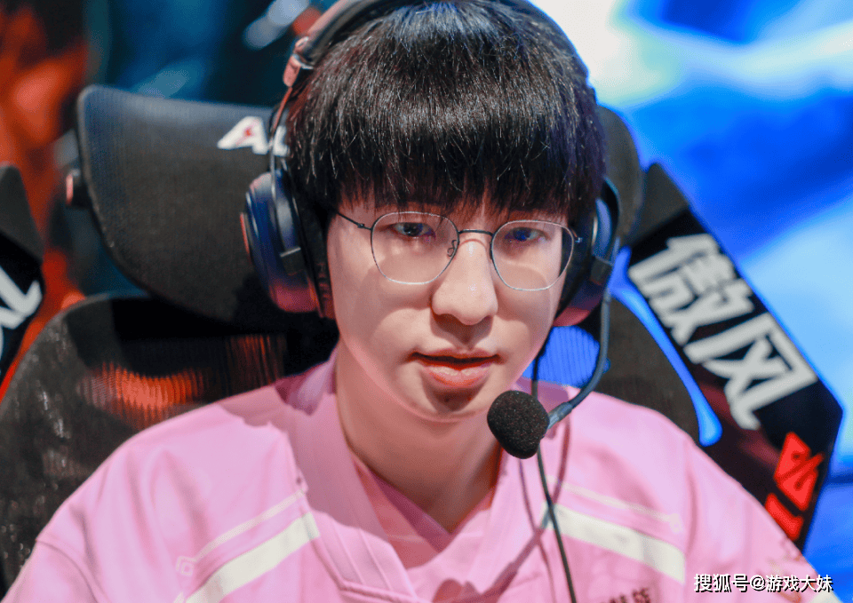 Msi分均输出历史排行榜(bǎng),JKL排名第一,力壓(yā)ELK和ruler