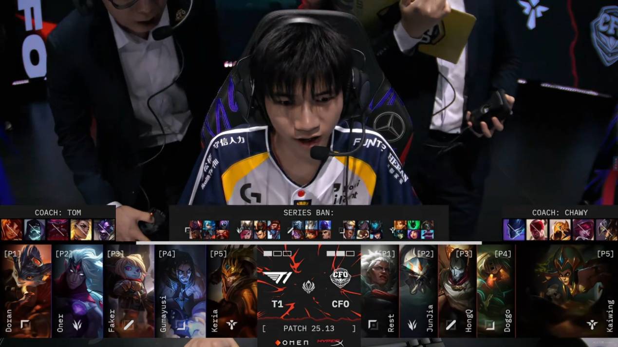 Faker绝境爆(bào)发,T1开启愤怒形態(tài)!CFO逆转打团灭,比赛拖入决胜局