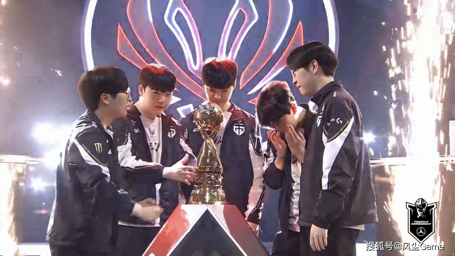 LOL历史最强战队诞生!23連(lián)胜拿下MSI冠(guān)军,Faker被对位FMVP