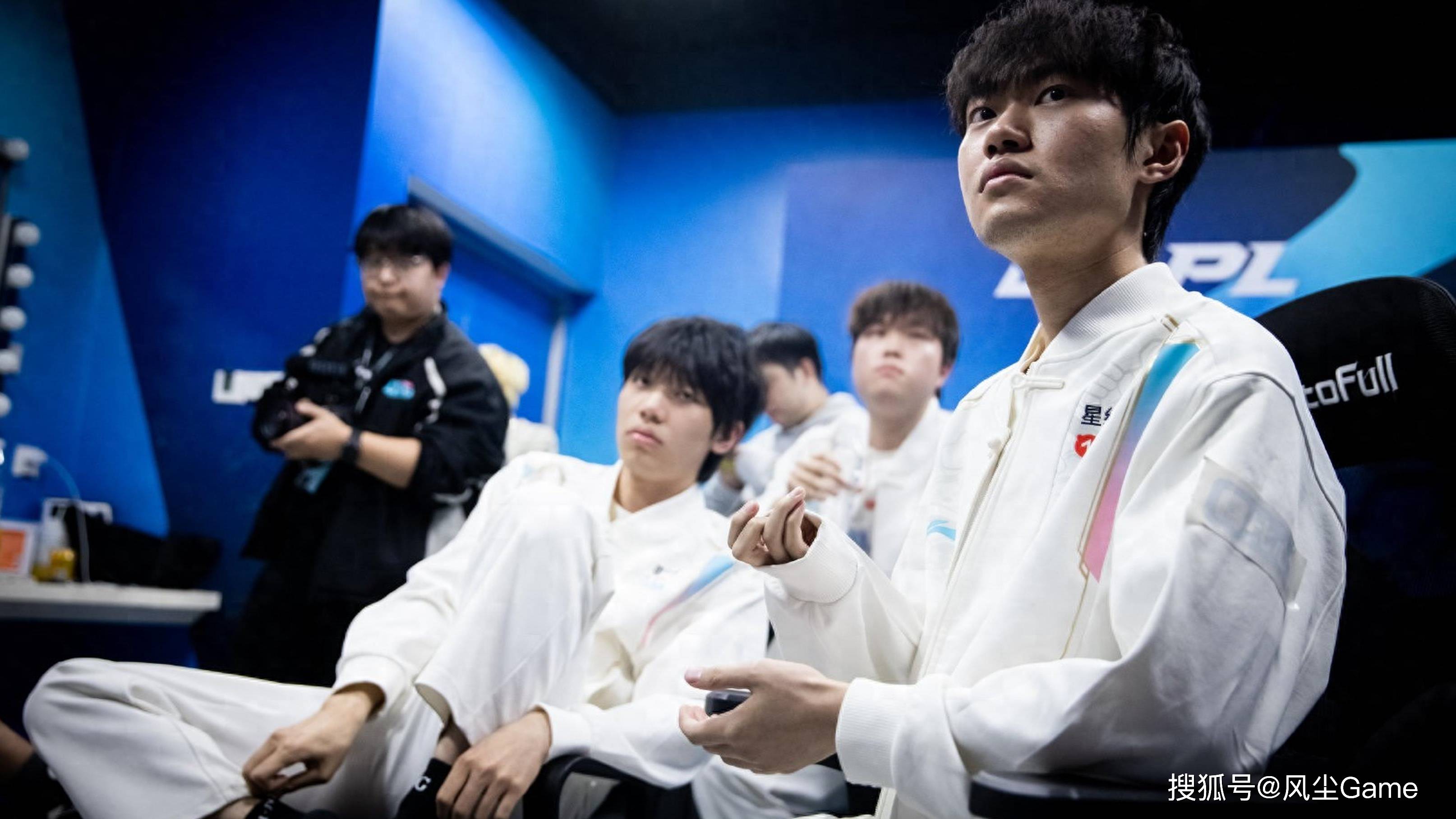 LOL历史最强战队诞生!23連(lián)胜拿下MSI冠(guān)军,Faker被对位FMVP