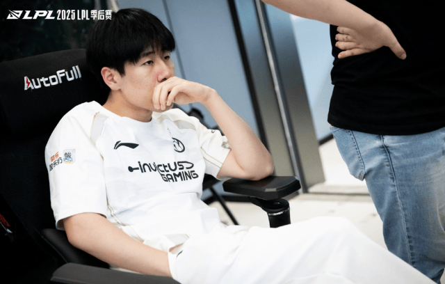 LPL冒(mào)泡赛:IG能(néng)否逆襲(xí)?TES能(néng)否保住優(yōu)势?