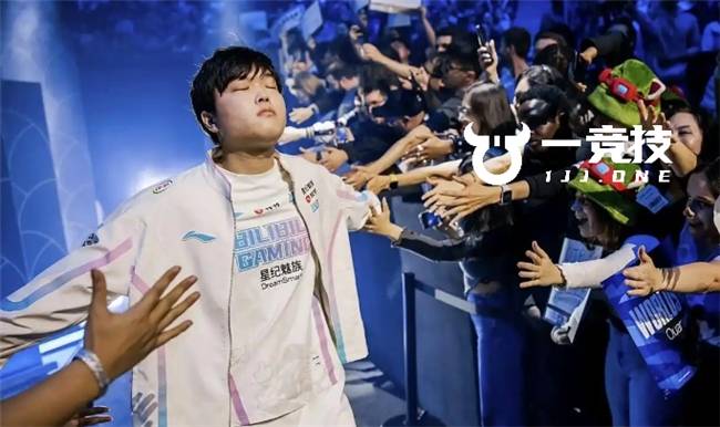 LOL：LPL常规赛最佳阵容出炉 Theshy当選(xuǎn)一阵Bin落選(xuǎn)！