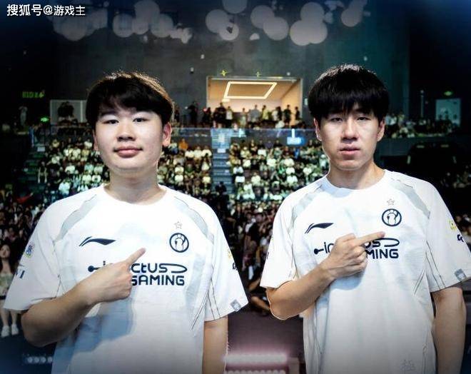 英雄联盟拳(quán)头官宣S赛名额調(diào)整了(le),承认改革(gé)失败,外(wài)卡赛区回歸(guī)