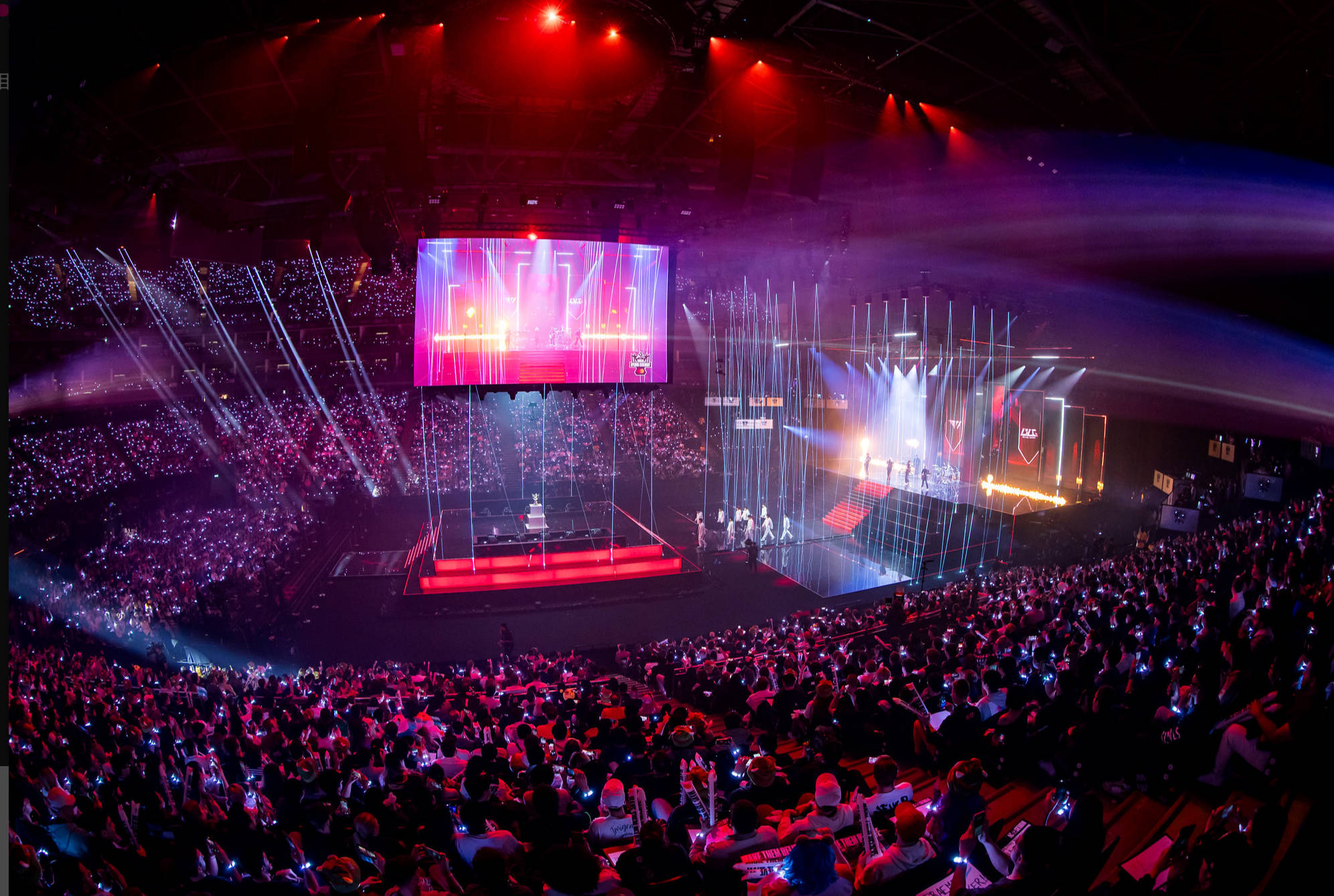 英雄联盟S15全球縂(zǒng)决赛赛程时間(jiān)与举办城市場(chǎng)馆公佈(bù)!