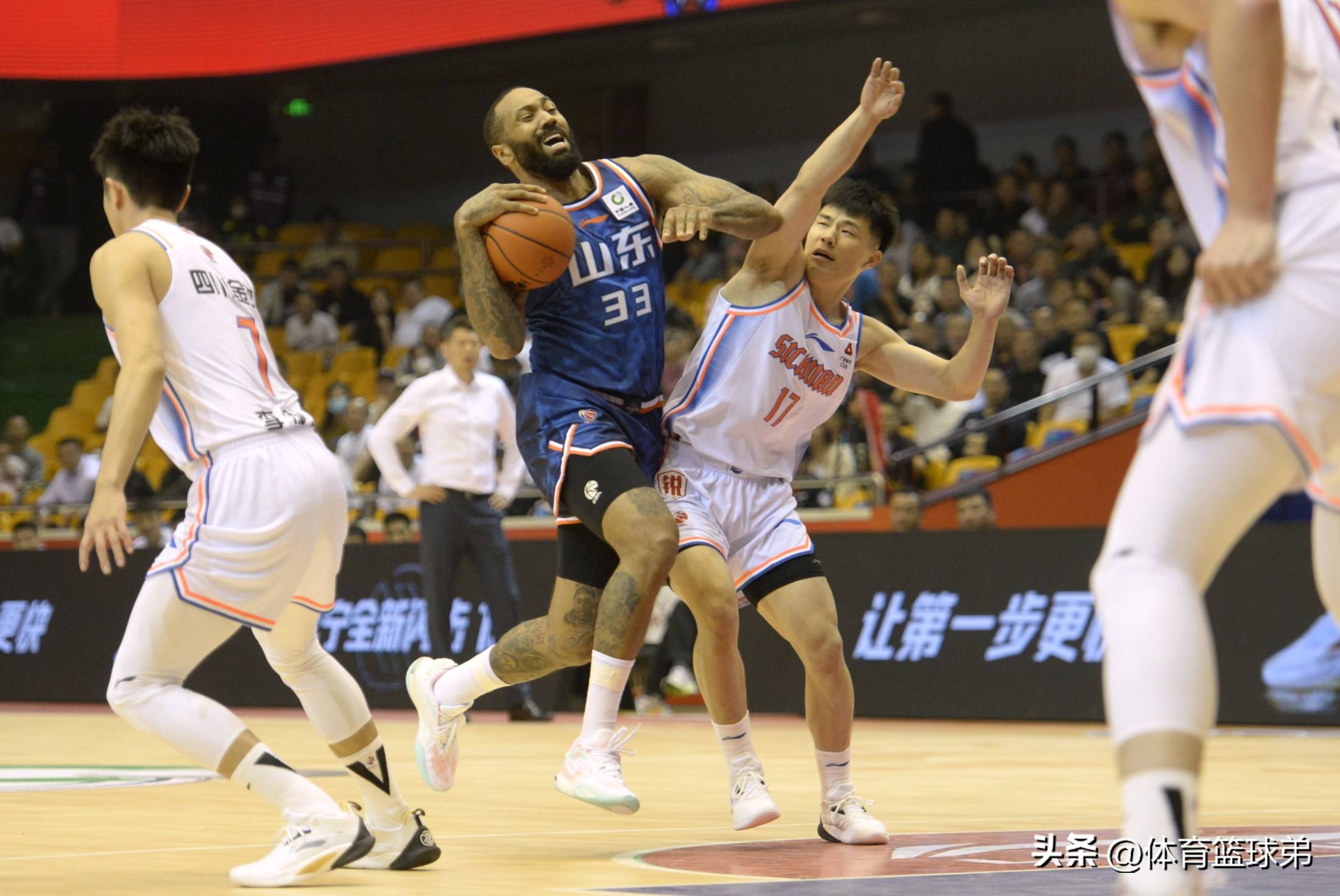 CBA破冰(bīng)！扩军、升降(jiàng)级双管齐下，聯(lián)赛迎来巨变