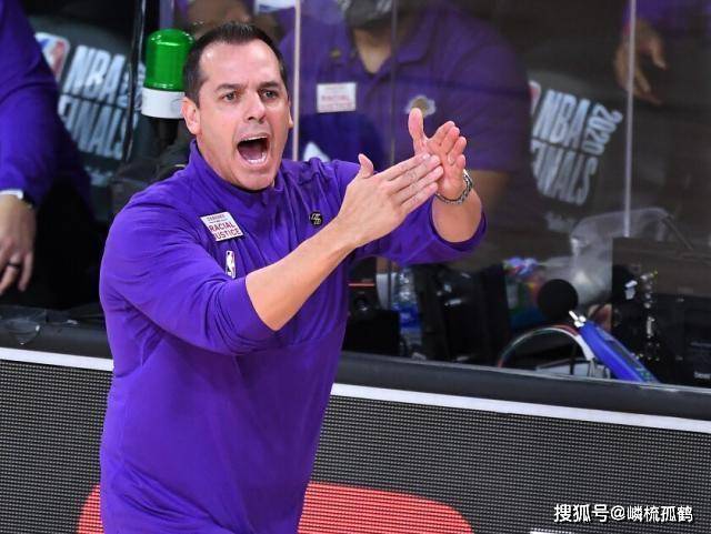 LOL比赛设置局内戰(zhàn)术暂停？为什么我觉得此擧(jǔ)很抽象(xiàng)，不可行！